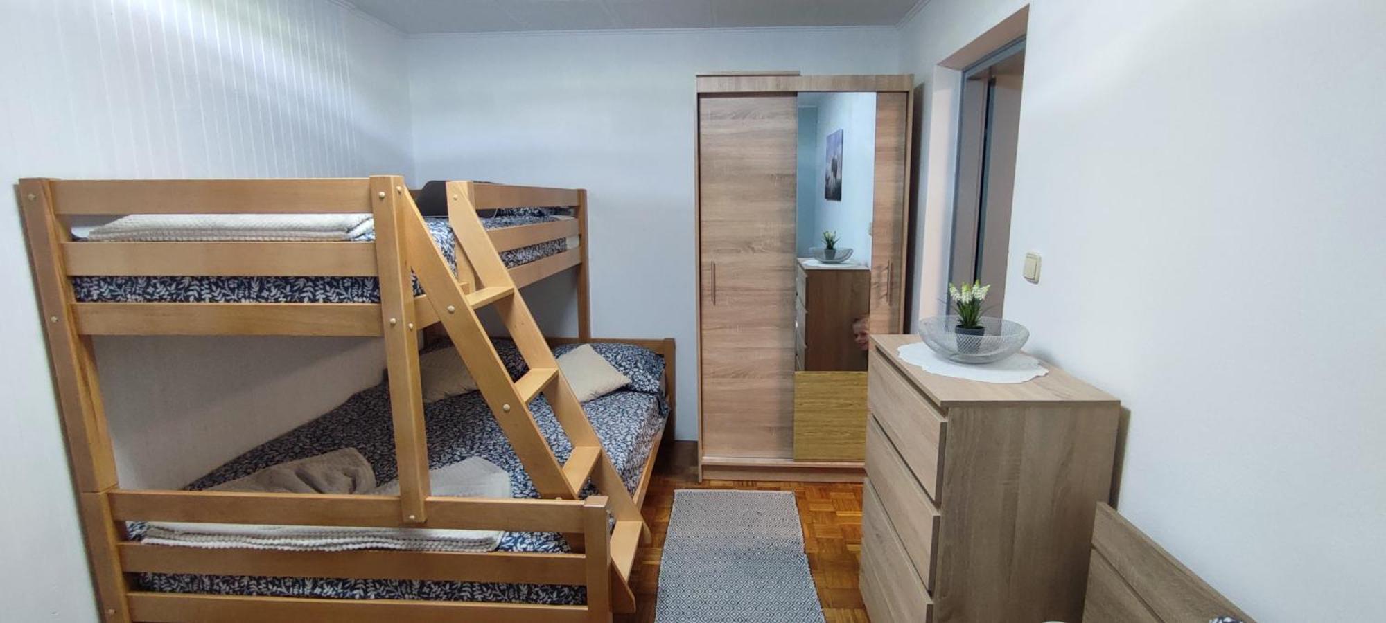 Apartma Soca Oasis Srpenica Екстериор снимка